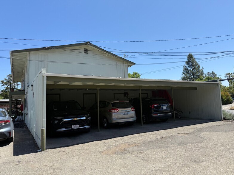 Carport - 6119 Montecito Blvd