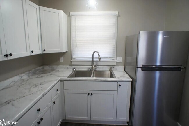 Building Photo - 1426 2nd St