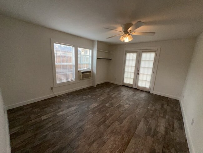 Building Photo - 1917 Thonig Rd