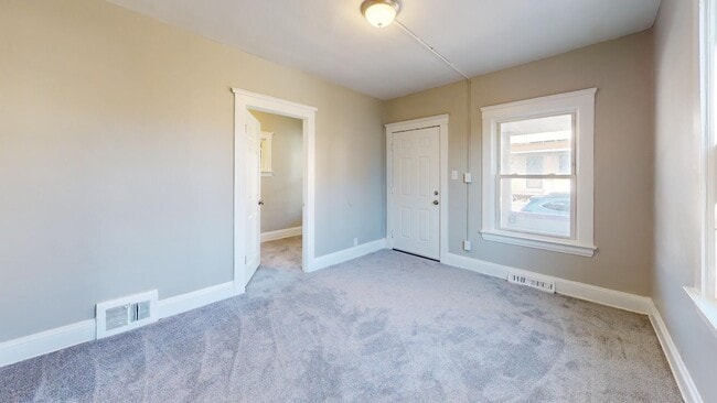 Building Photo - Clark / Fulton Area - Single Family Home