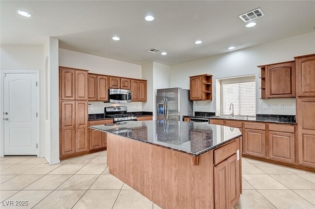 Building Photo - 5536 Danforth Ave