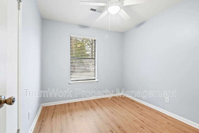 Building Photo - 121 Canvasback Dr