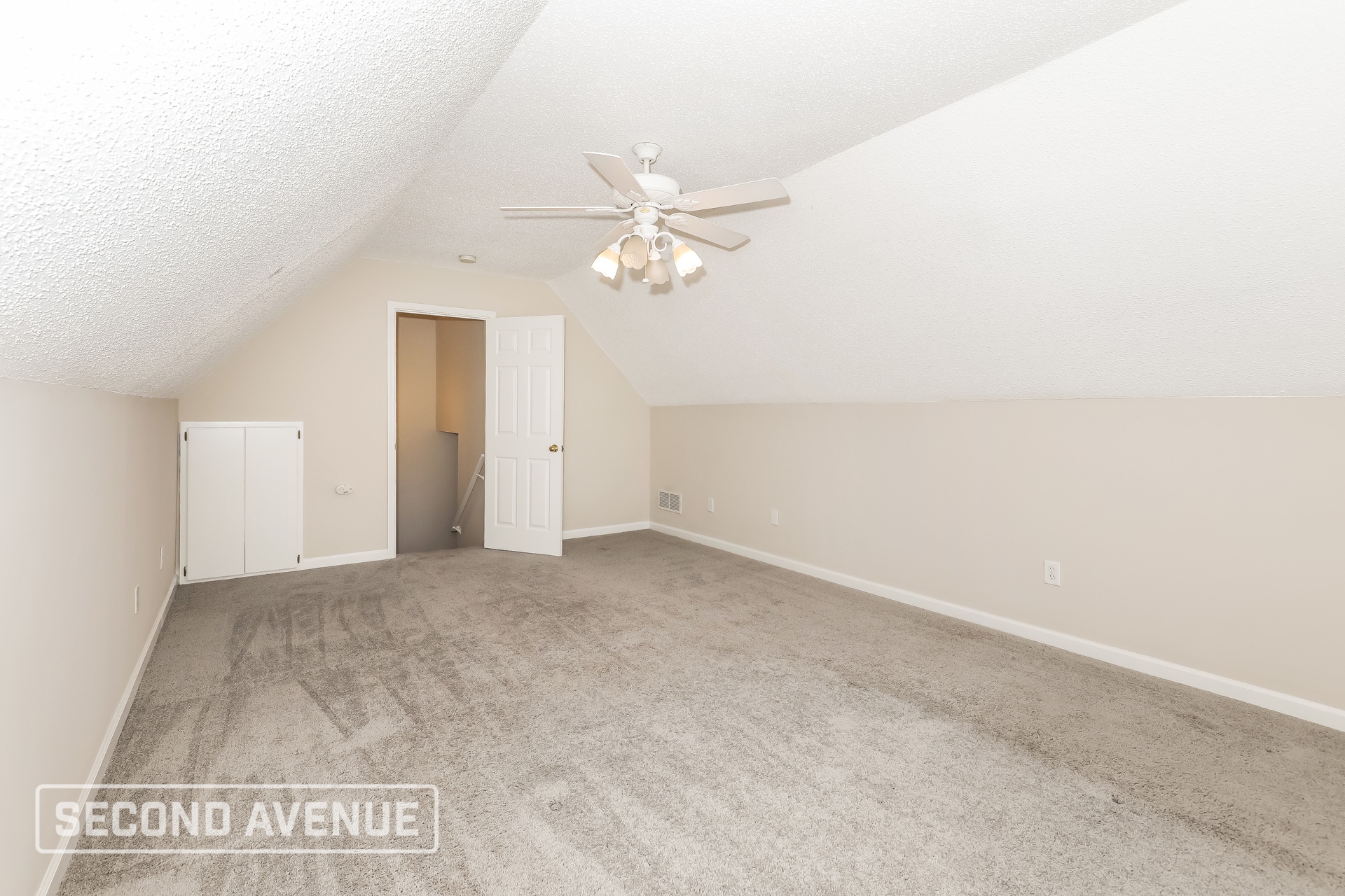 Building Photo - 1008 Maria Dr