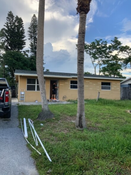 Building Photo - 775 Snead Cir
