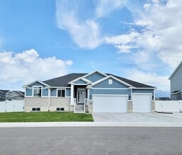 Building Photo - 2496 W Glover Ln