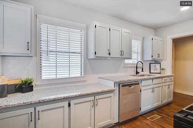Building Photo - TAKE A LOOK AT YOUR NEW HOME COMING AVAILABLE