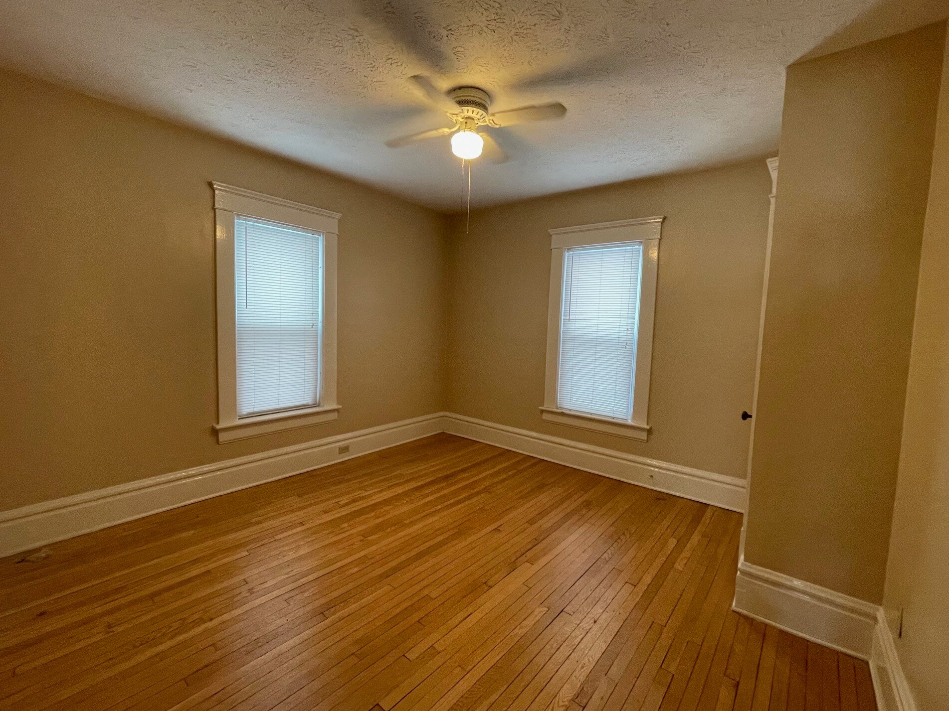 bedroom - 89 Dick Ave