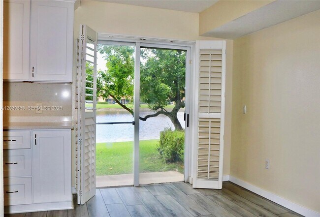 Building Photo - 3486 Briar Bay Blvd