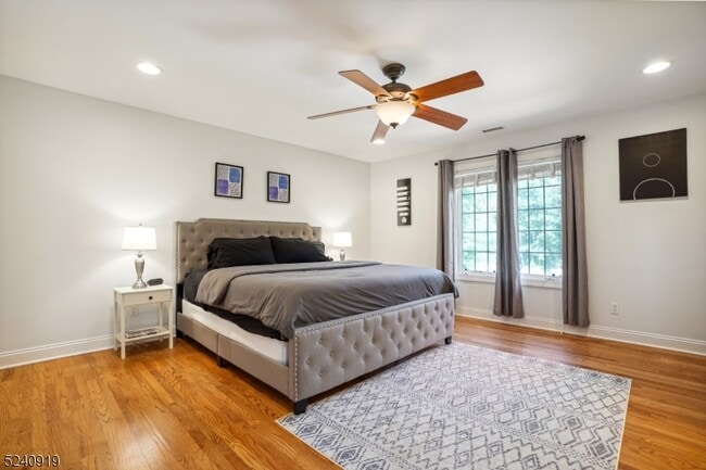 Building Photo - 22 Forest Hill Dr