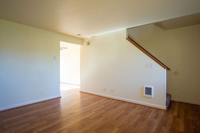 Building Photo - Updated Townhouse with Garage, Patio, DW, WD + FIREPLACE!!