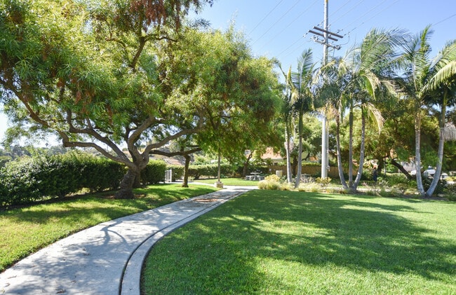 Building Photo - Beautiful 1 Story Home Walking Distance to...