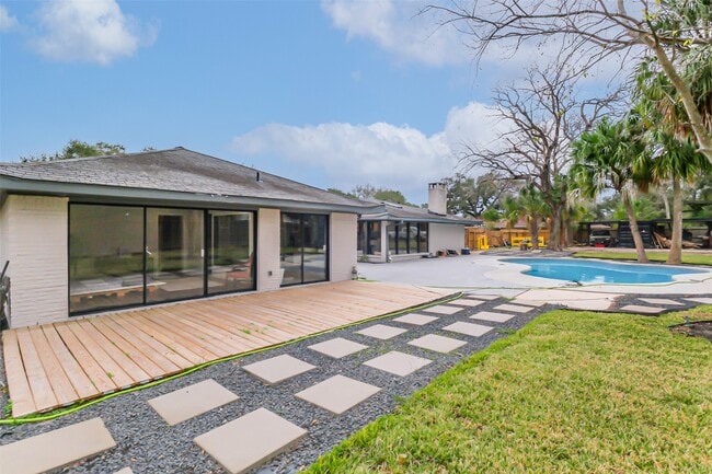 Building Photo - 7810 Nairn St