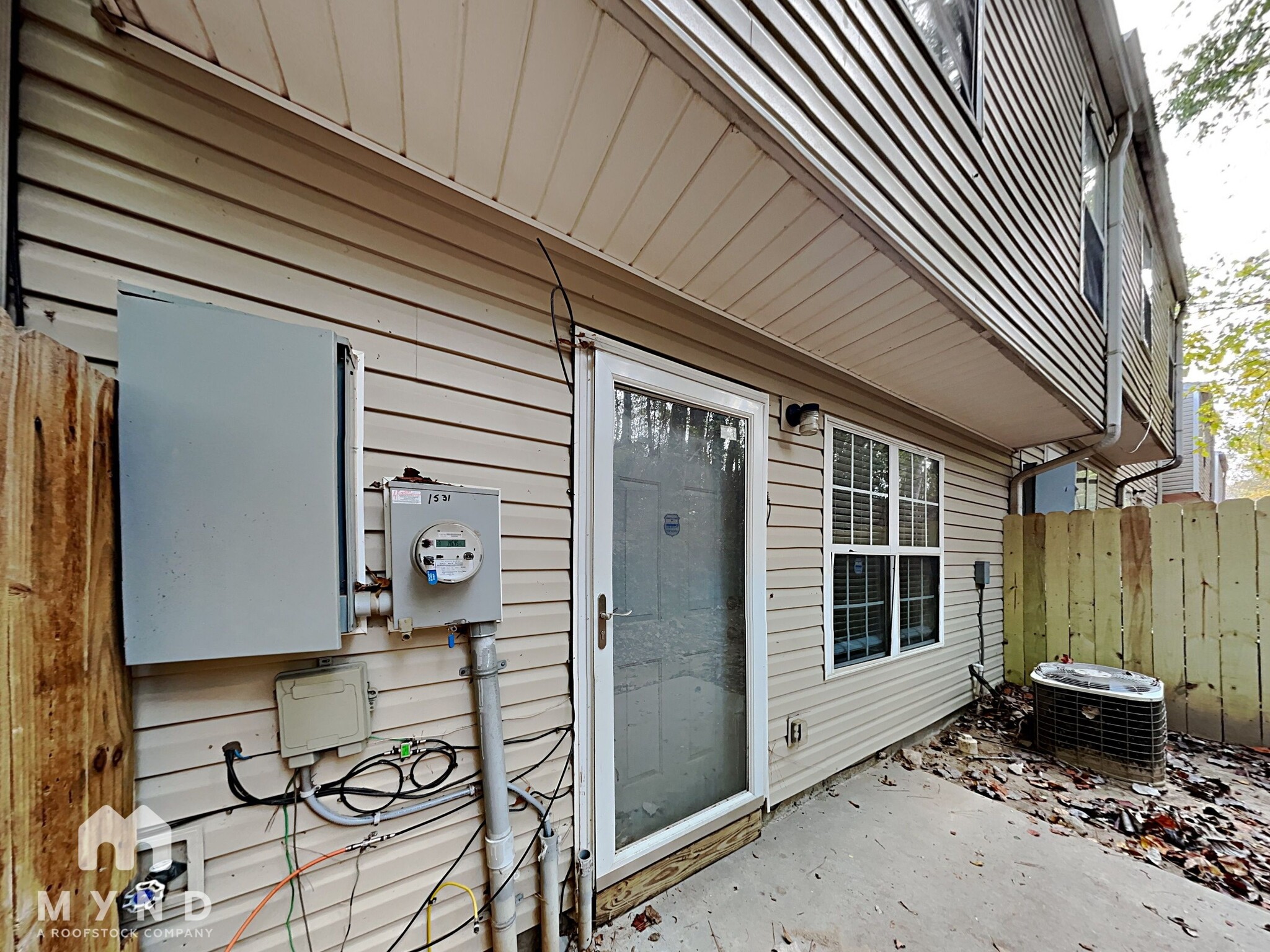 Building Photo - 1531 Eastern Sunrise Ln