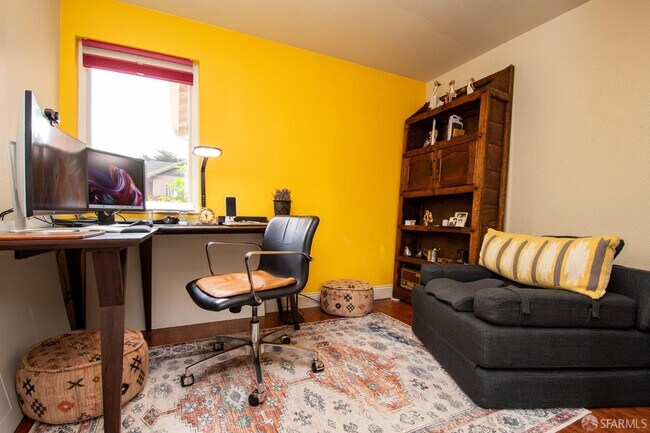 Building Photo - 40 Encina Ave