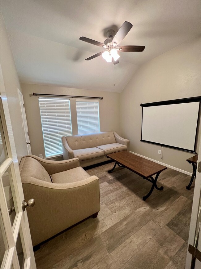 Building Photo - 9219 Barnsford Ln