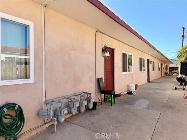 Building Photo - 156 W Escalones