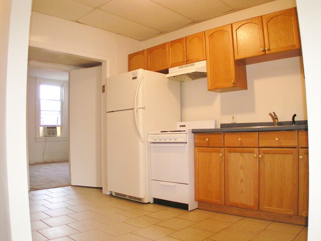 Building Photo - Renovated Two Bedroom in historic building