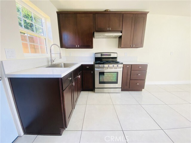Building Photo - 2558 Lullaby Ln