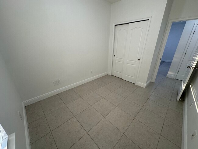 Building Photo - 15479 Sugar Citrus Dr