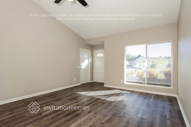 Building Photo - 7060 W Turquoise Ave