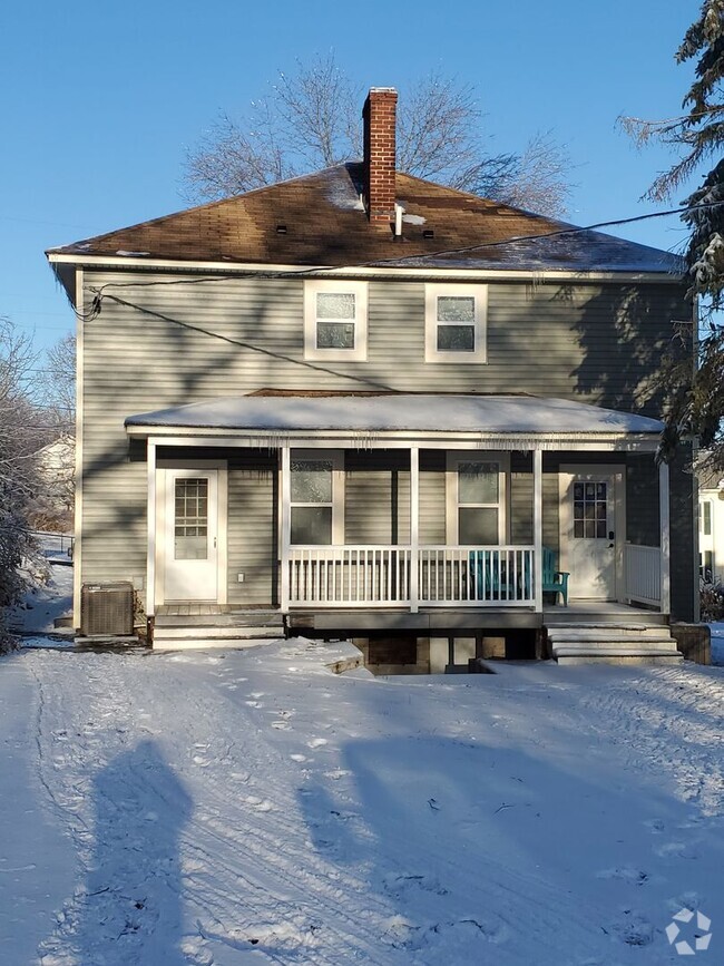 Building Photo - Stunning 3-Bedroom Duplex in Frostburg, MD...