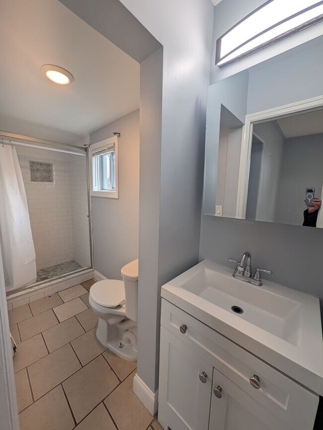 Building Photo - 234 Fisher Ave