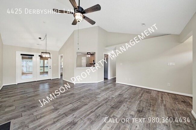 Building Photo - 4425 Derbyshire Ln