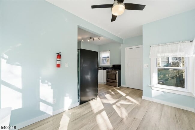 Building Photo - 30 Central Ave