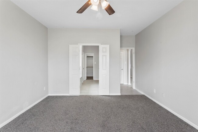 Building Photo - 1198 Stallion Ridge