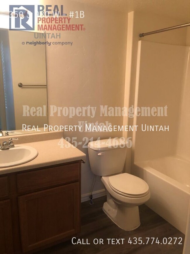 Building Photo - 2 Bed 2 Bath Apartment Central Location in...