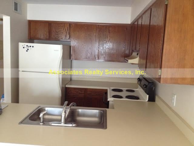 Building Photo - Marchwood 3/2