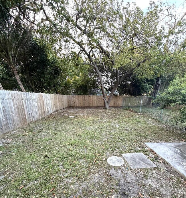 Building Photo - 779 NW 96th St