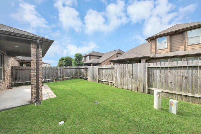 Building Photo - 24219 Peralta Glen Ln