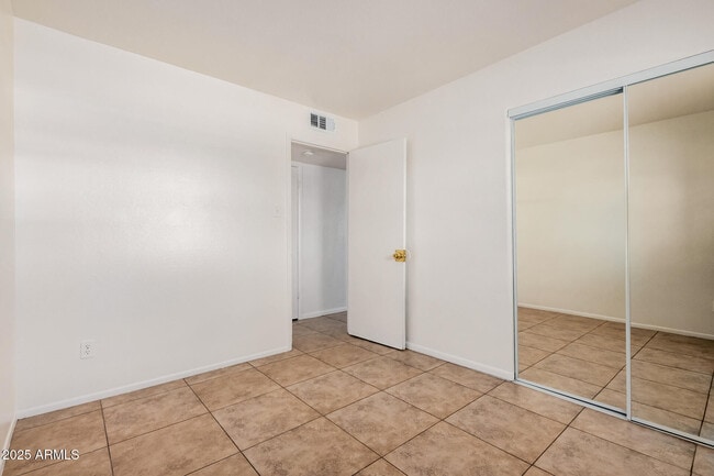 Building Photo - 14009 N 49th Ave