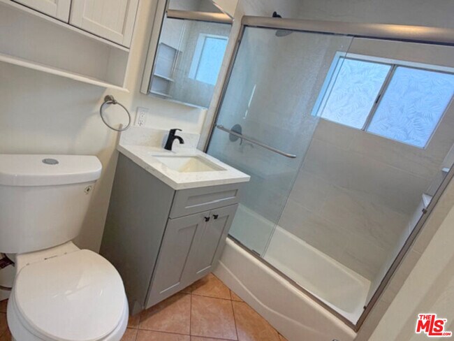 Building Photo - 407 Venice Blvd.