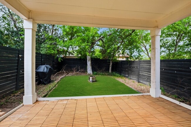 Building Photo - 2107 Schley Ave