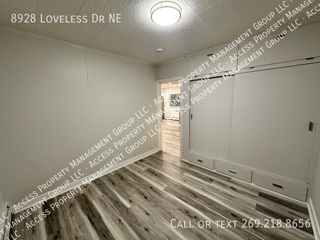 Building Photo - 8928 Loveless Dr NE