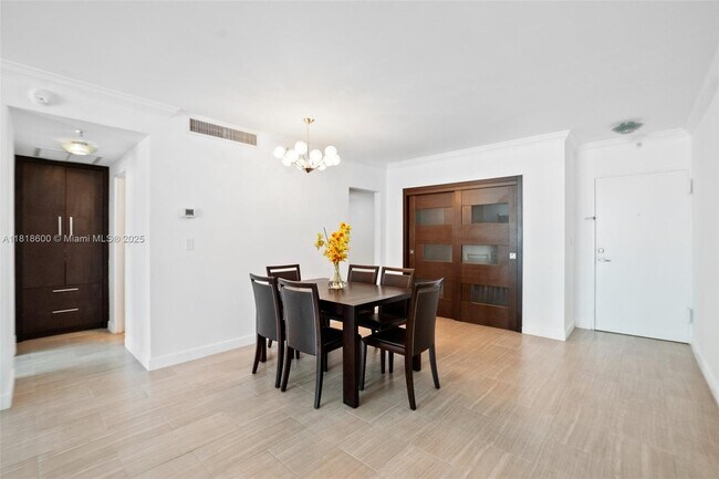 Building Photo - 3001 S Ocean Dr