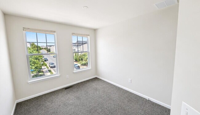 Building Photo - 25556 Palenza Terrace