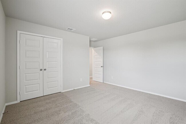 Building Photo - 2405 Ambling Trl