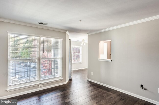 Building Photo - 3805 Sunnyfield Ct