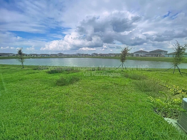 Building Photo - 8844 Bay Leaf Dr