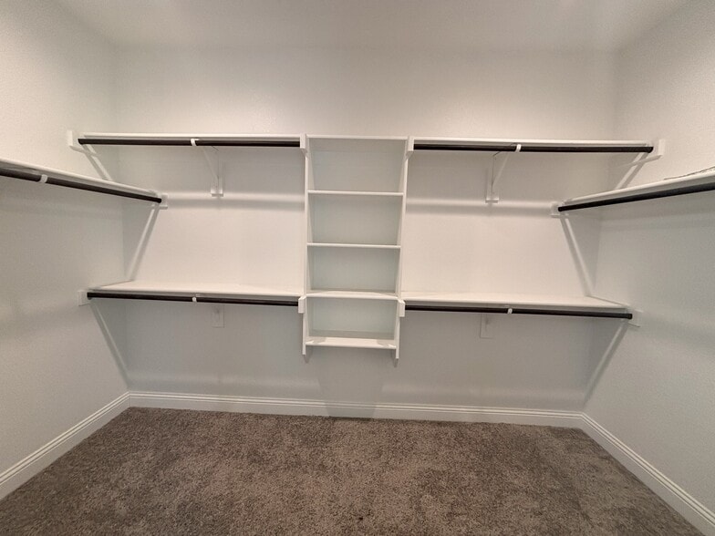 Walk in Closet - 702 Audrey Ln