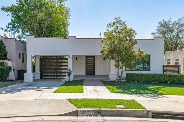 Primary Photo - 528 Spencer St