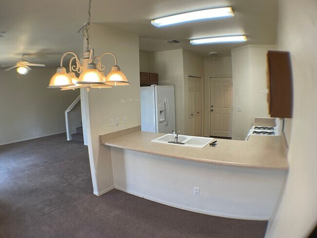 Building Photo - Spacious 3BR Townhome in Bellemont | Fenced Yard + 2-Car Garage