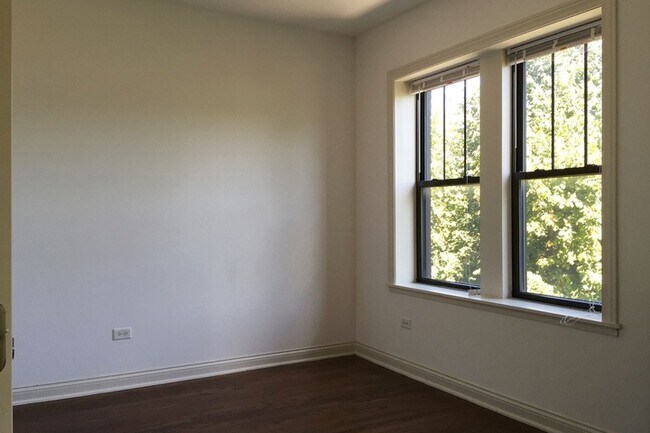 Floorplan - 5320-5326.5 S. Drexel Boulevard