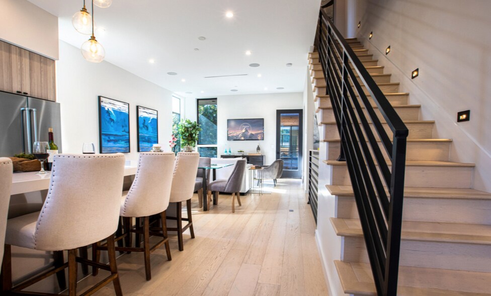 Building Photo - 4429 Tujunga Ave