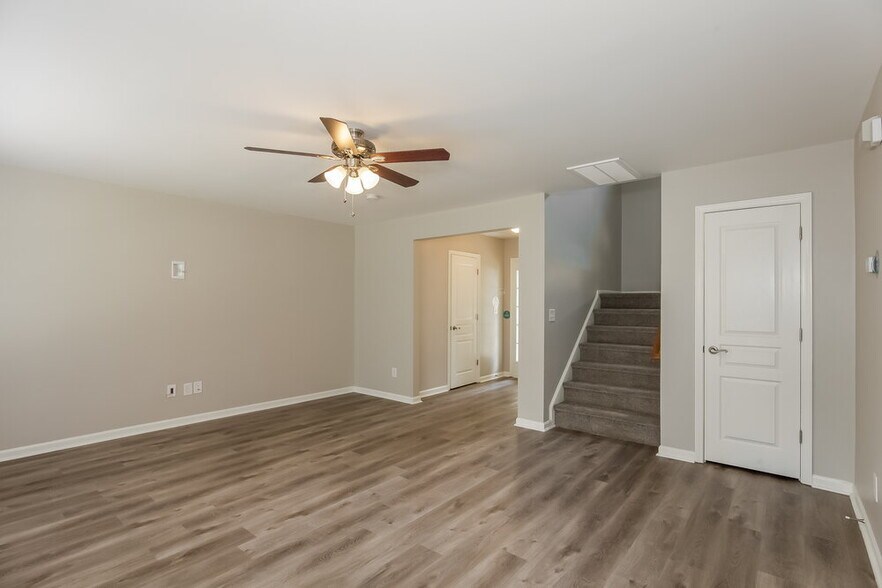 Building Photo - 133 Arbridge Ct