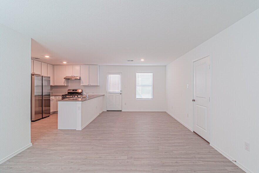 Building Photo - 7703 Chancery Gate