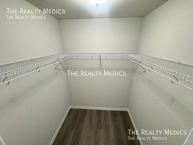 Building Photo - 8145 Cozumel Ln